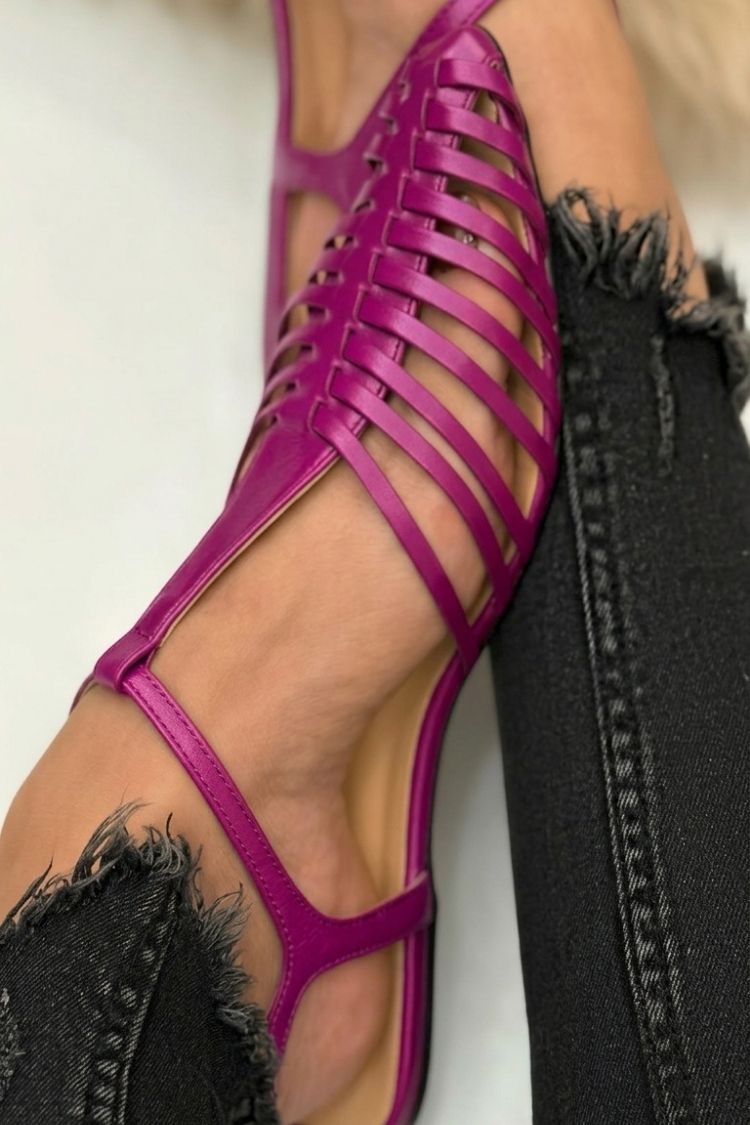 Rosy | Cut-Out T-Strap Sandals