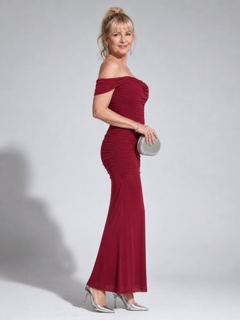 Wesel | Robe midi ajustée à épaules dénudées