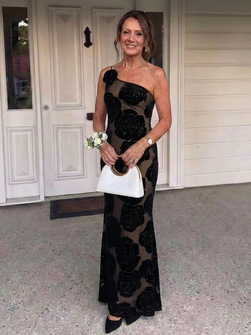 Cressida | Robe longue en dentelle florale à épaule dénudée