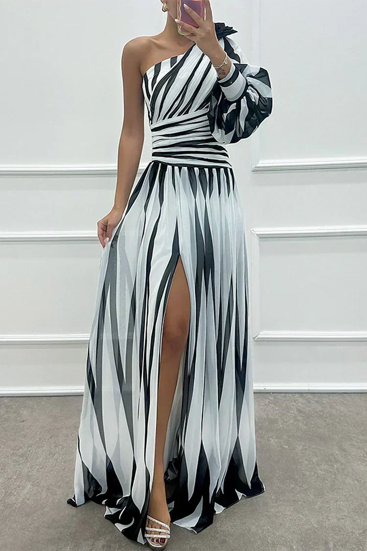 Vita | Elegant One-Shoulder Maxi Dress