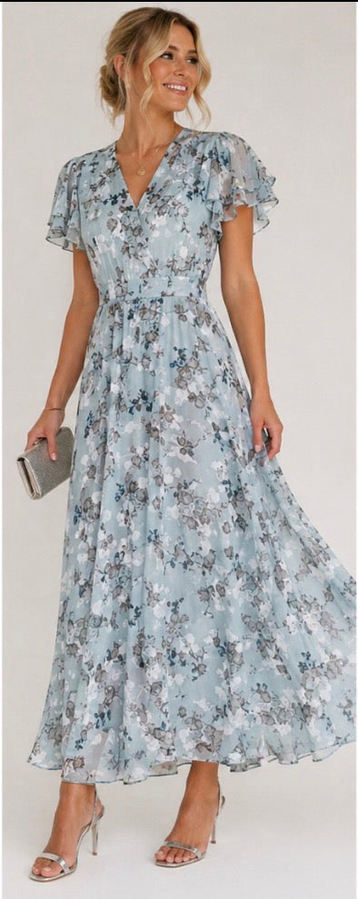 Aurelia | Glamorous dress Tummy Coverage