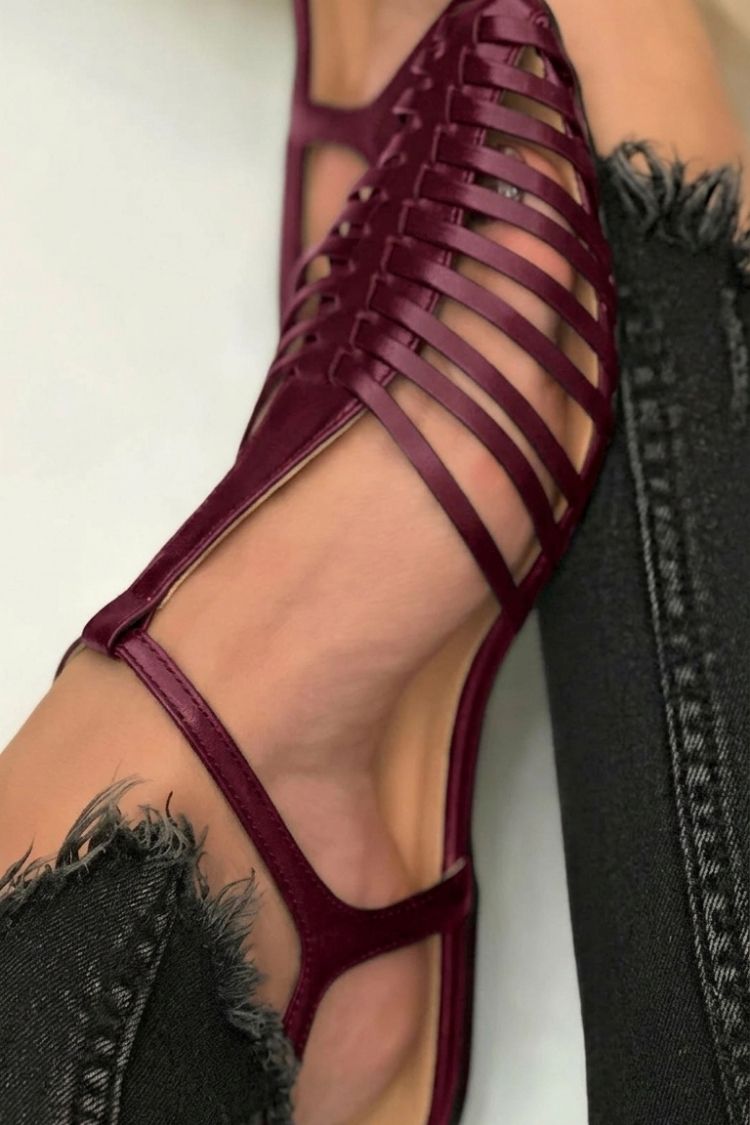 Rosy | Cut-Out T-Strap Sandals