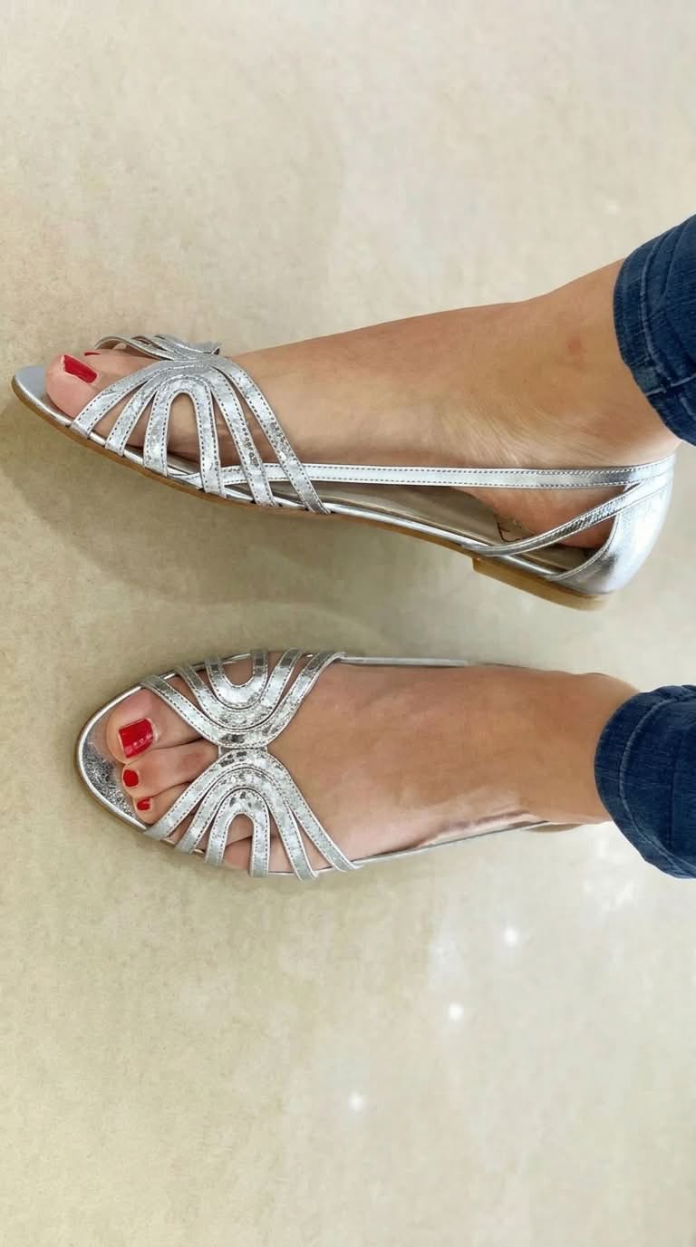 Thea | Peep-Toe Cut-Out Sandals