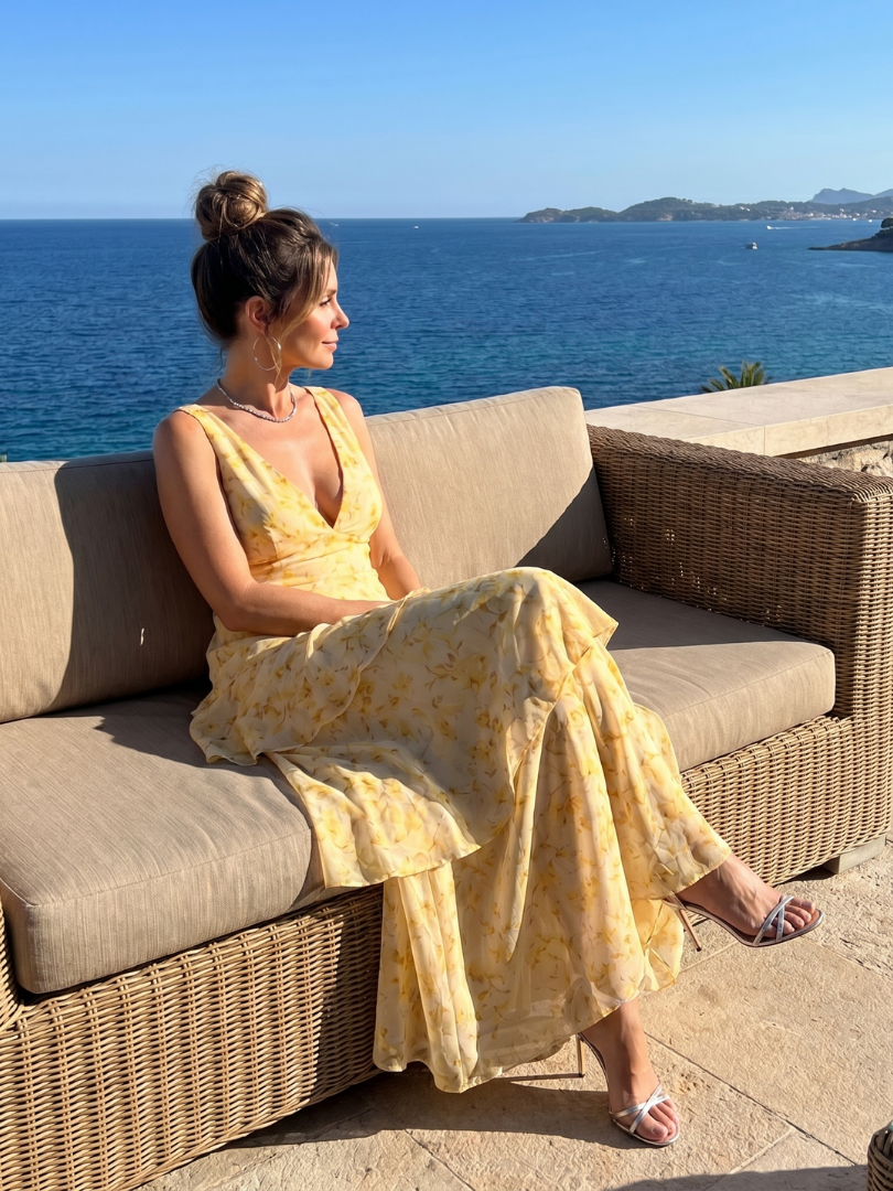 Robe midi Gala sans manches à col en V profond et motif pictural
