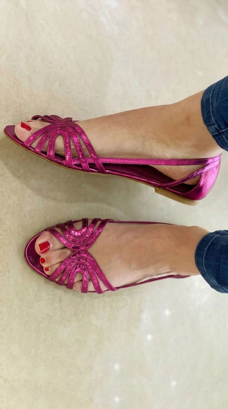 Thea | Peep-Toe Cut-Out Sandals
