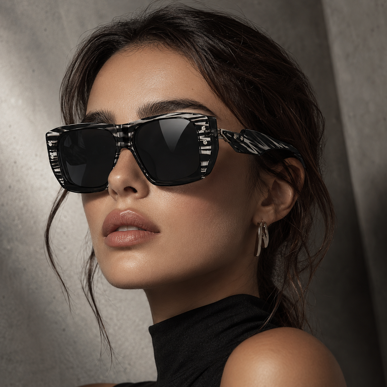 Bellucci Luxe Square Shades