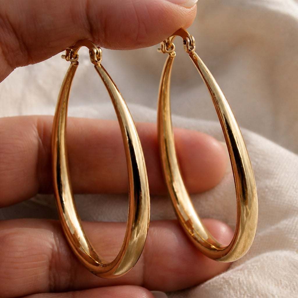 Regal Gold Hoop Earrings